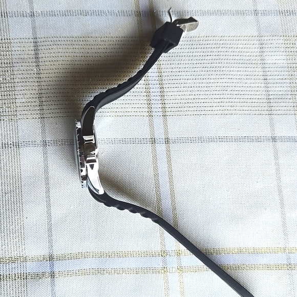 2016 Strange Music/ Tech N9ne Watch - Picture 4 of 13